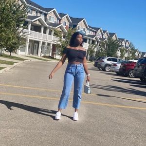 Meet your Posher, Riches